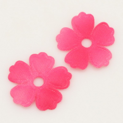 Small fabric flowers Satin Magenta 2cm x 2cm 20 pieces